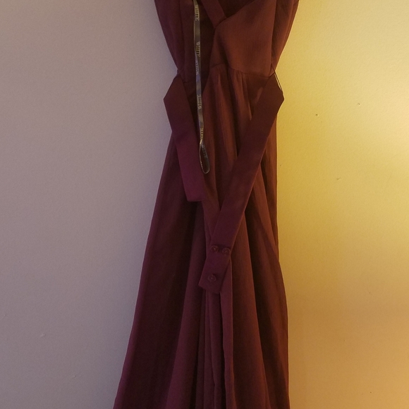 Vera Wang "White" Plum dress - Picture 6 of 7